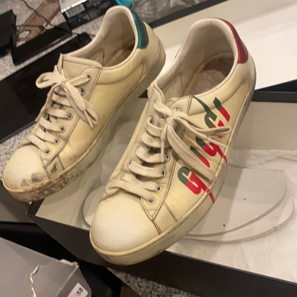 Gucci shoes